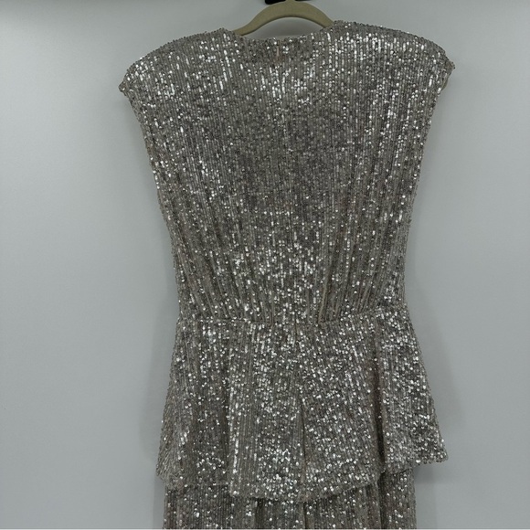 NEW Jay Godfrey Susie Sequin Jumpsuit size 6 Silver - Picture 6 of 7